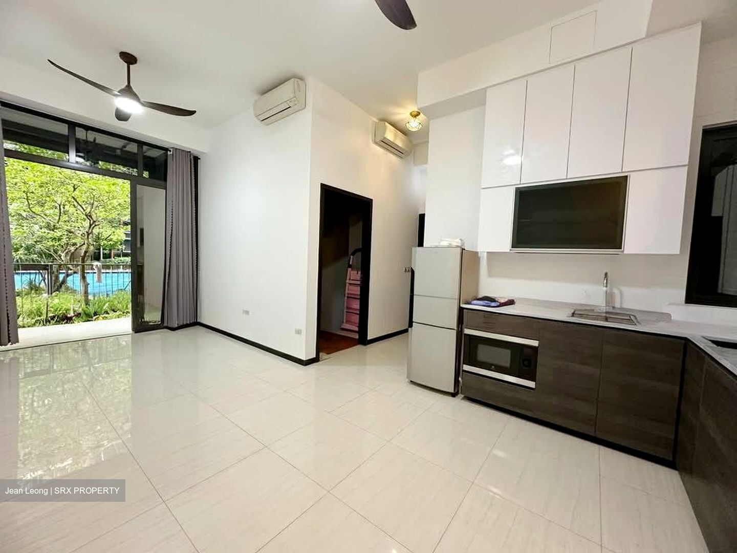 Sims Urban Oasis (D14), Condominium #575503371